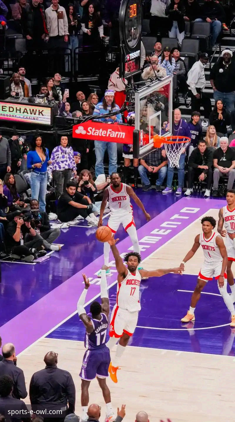 如何像资深球迷一样，在移动端沉浸式体验火箭队大胜尼克斯的精彩比赛？